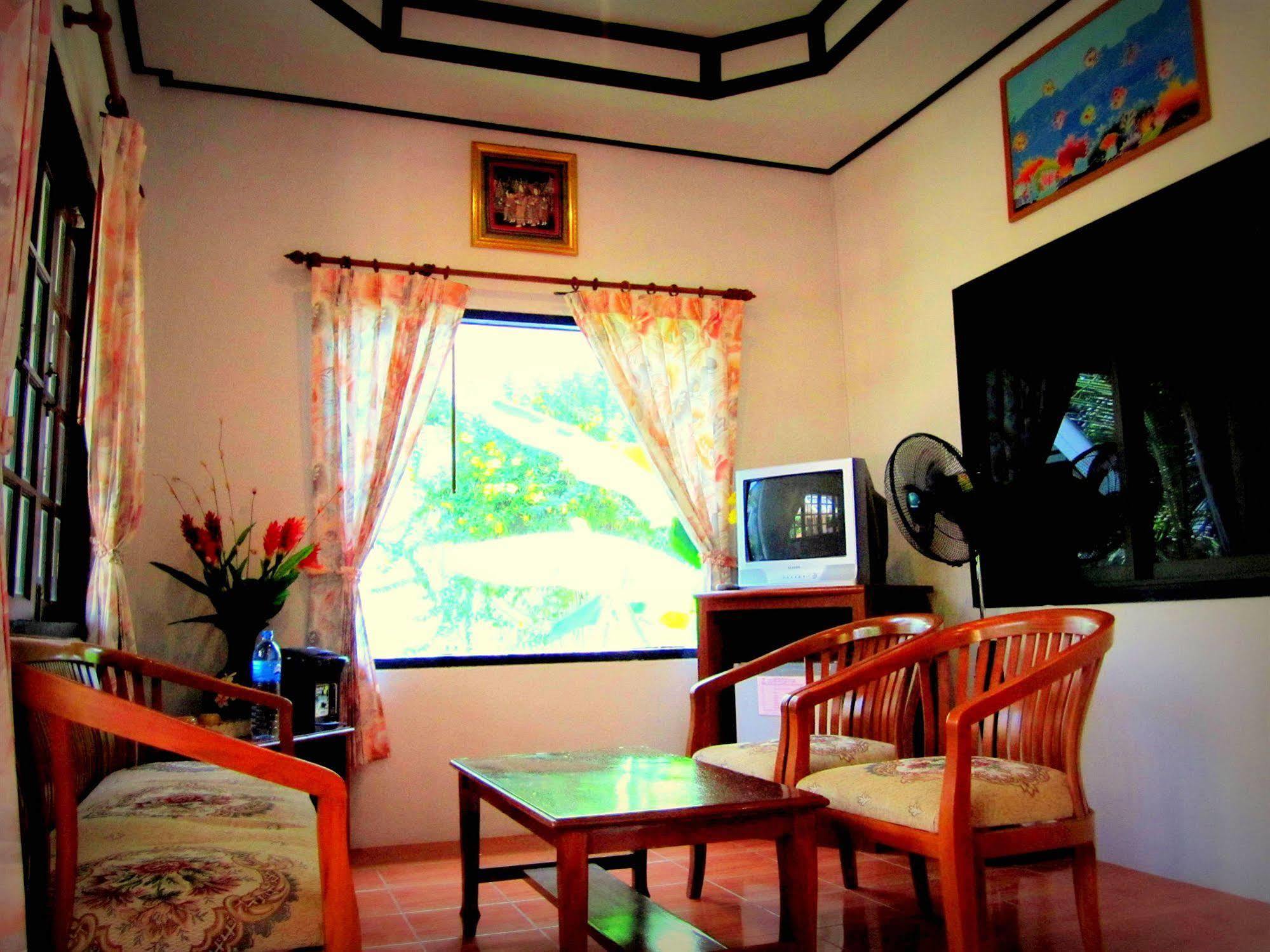 Lanta Il Mare Beach Resort Koh Lanta Exterior photo